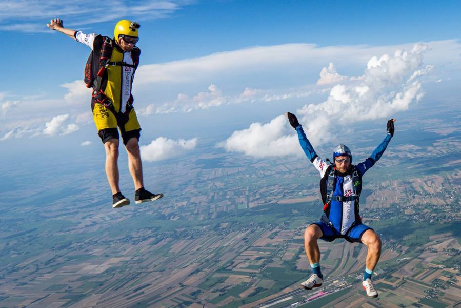 aamby valley skydiving cost